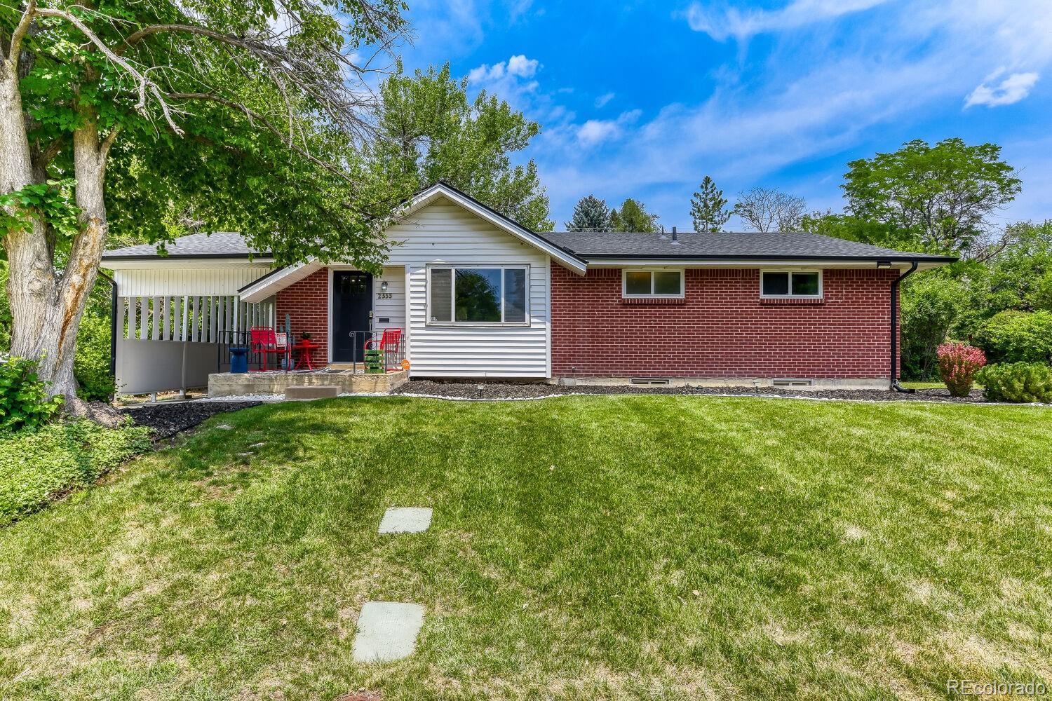 MLS Image #2 for 2555 e maplewood avenue,littleton, Colorado