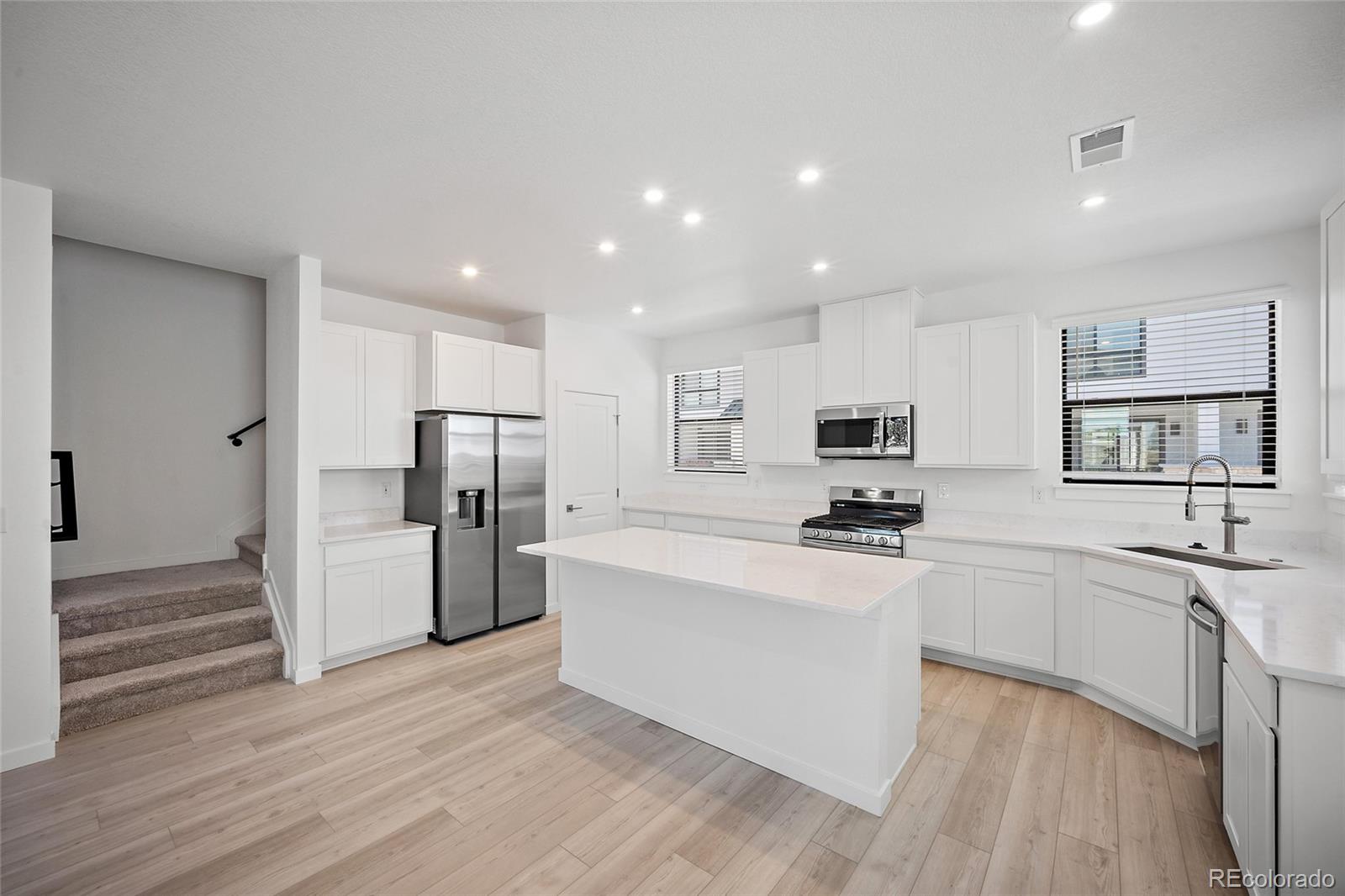 MLS Image #7 for 2078 s holly street,denver, Colorado