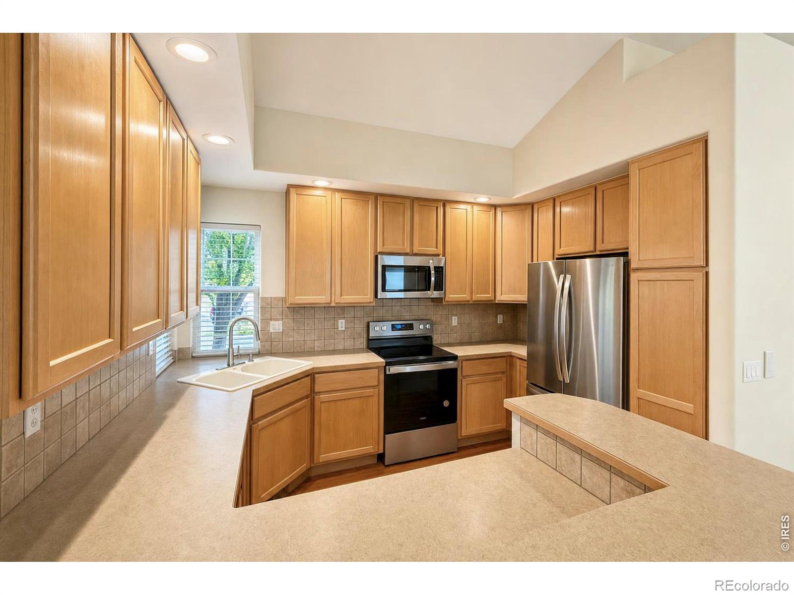 MLS Image #10 for 3963  da vinci drive,longmont, Colorado