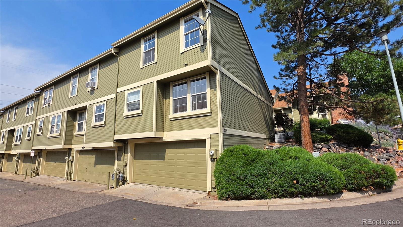 MLS Image #20 for 1915 s hannibal street,aurora, Colorado