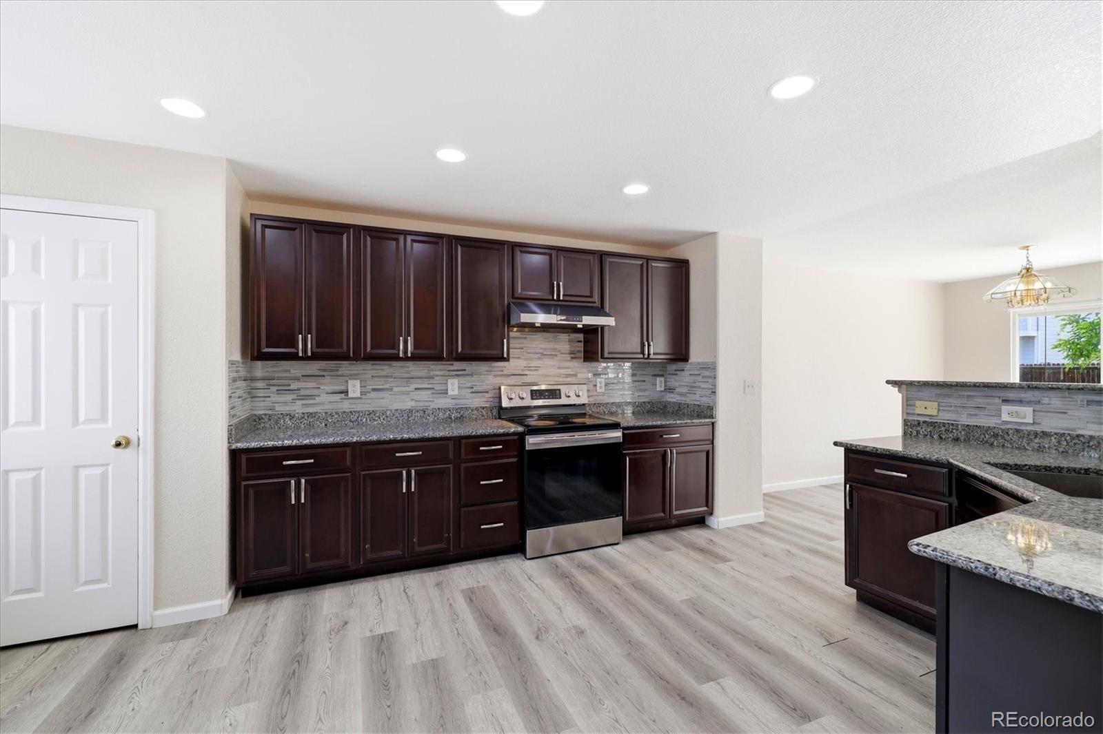 MLS Image #3 for 9261  jackson street,thornton, Colorado