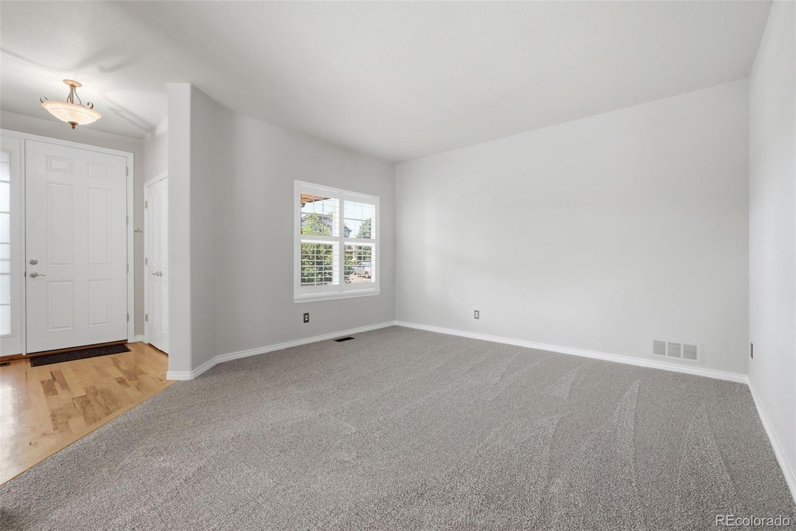 MLS Image #5 for 10838  jasper street,commerce city, Colorado