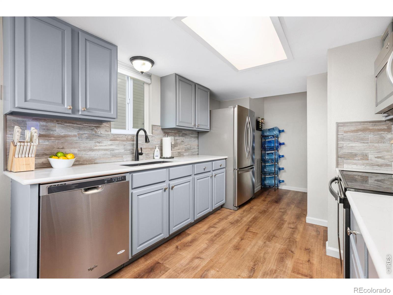 MLS Image #12 for 11209  holly street,thornton, Colorado
