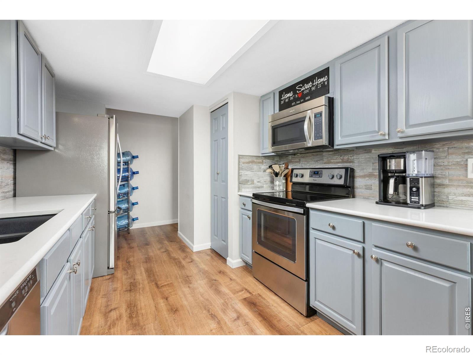 MLS Image #13 for 11209  holly street,thornton, Colorado