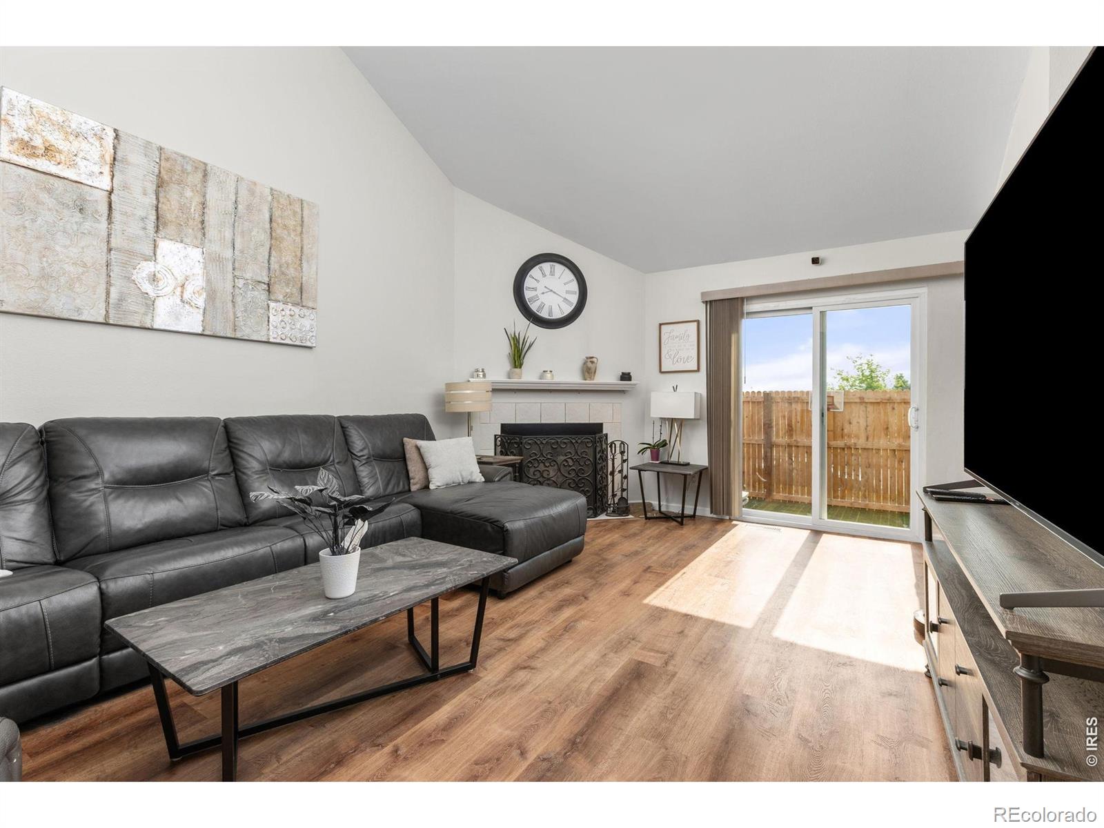 MLS Image #8 for 11209  holly street,thornton, Colorado