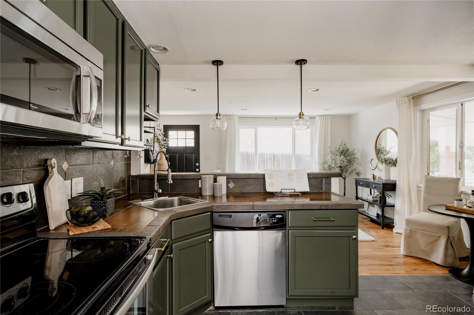 MLS Image #23 for 2611 w 26th avenue,denver, Colorado