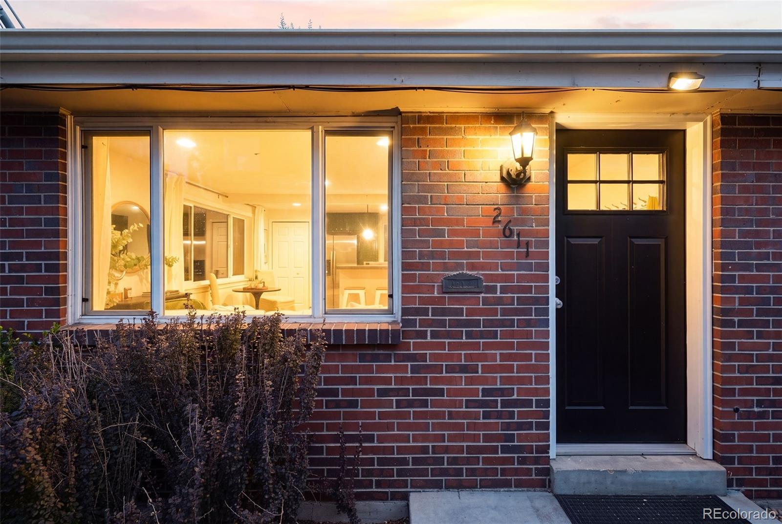 MLS Image #5 for 2611 w 26th avenue,denver, Colorado