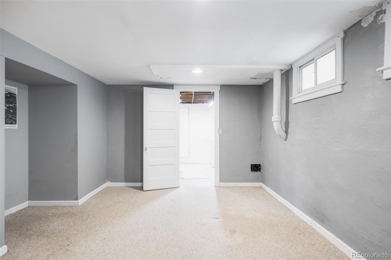 MLS Image #17 for 851 s vine street,denver, Colorado