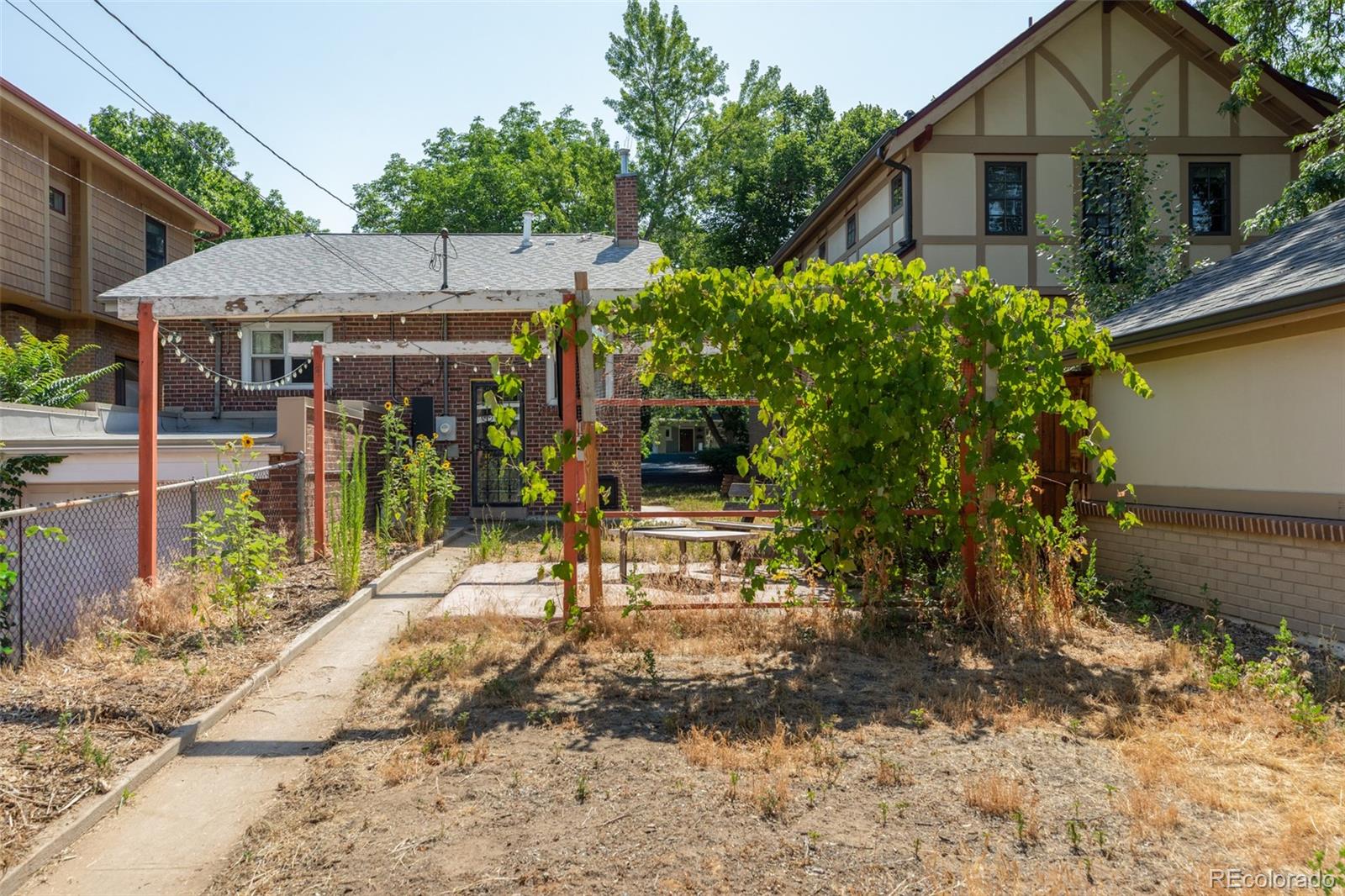 MLS Image #20 for 851 s vine street,denver, Colorado