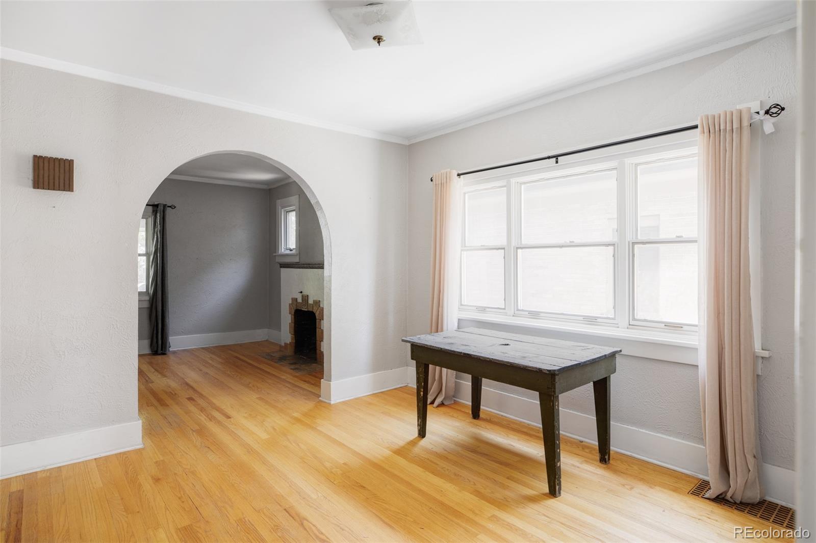 MLS Image #7 for 851 s vine street,denver, Colorado