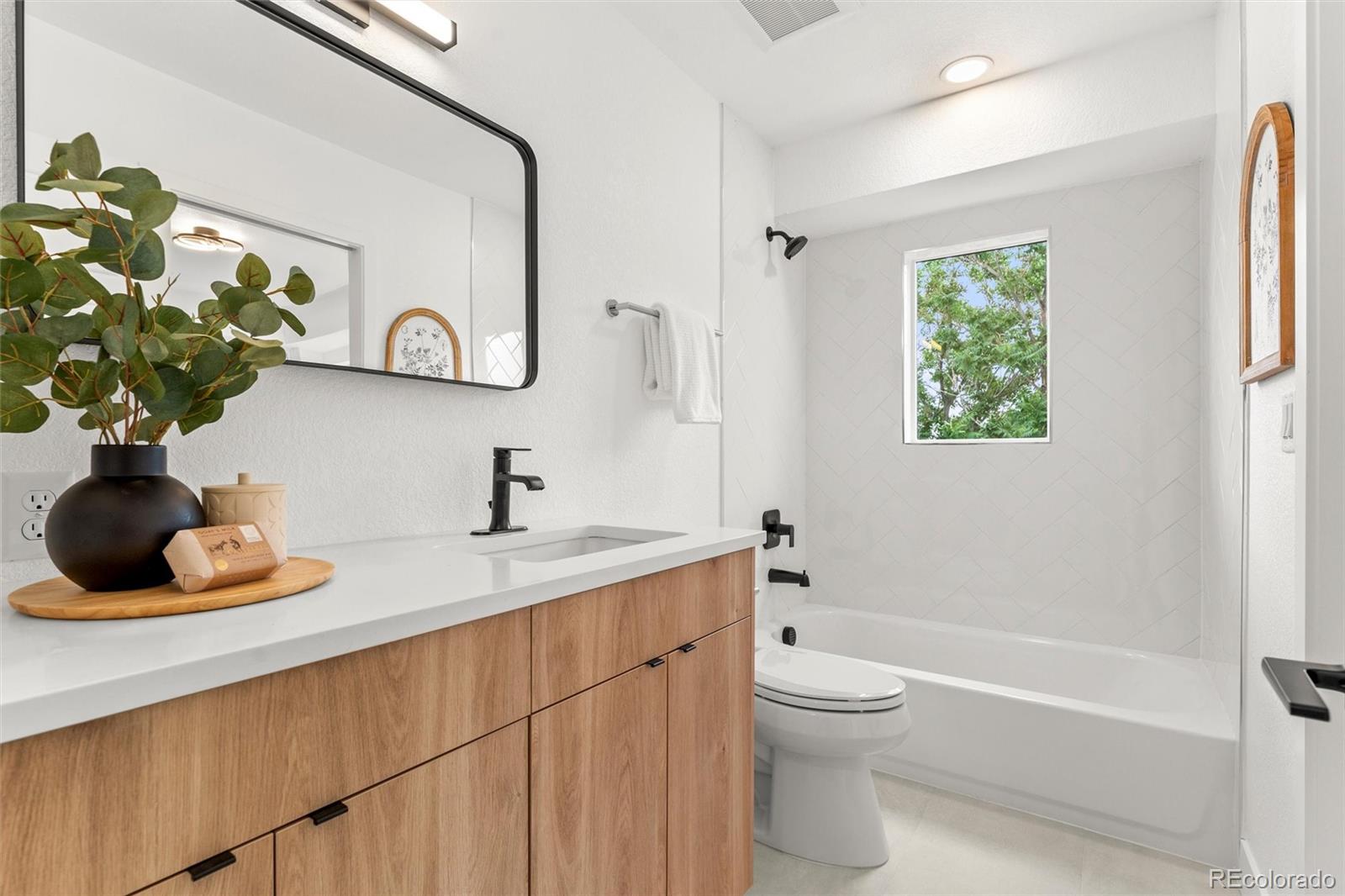 MLS Image #22 for 5128 w 26th avenue,denver, Colorado
