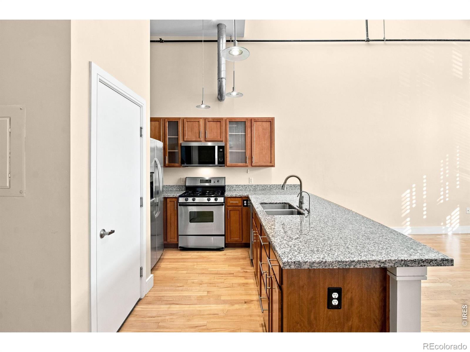 MLS Image #8 for 2441 n broadway ,denver, Colorado