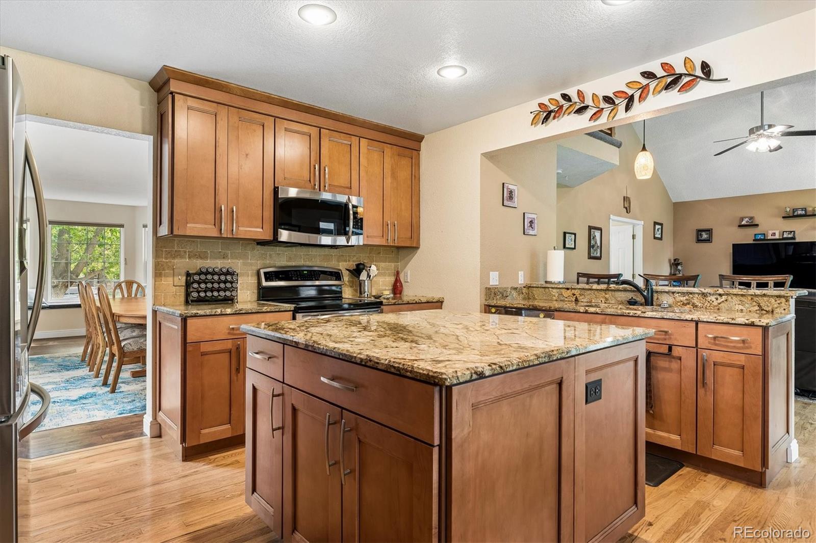 MLS Image #1 for 9675  red oakes place,littleton, Colorado