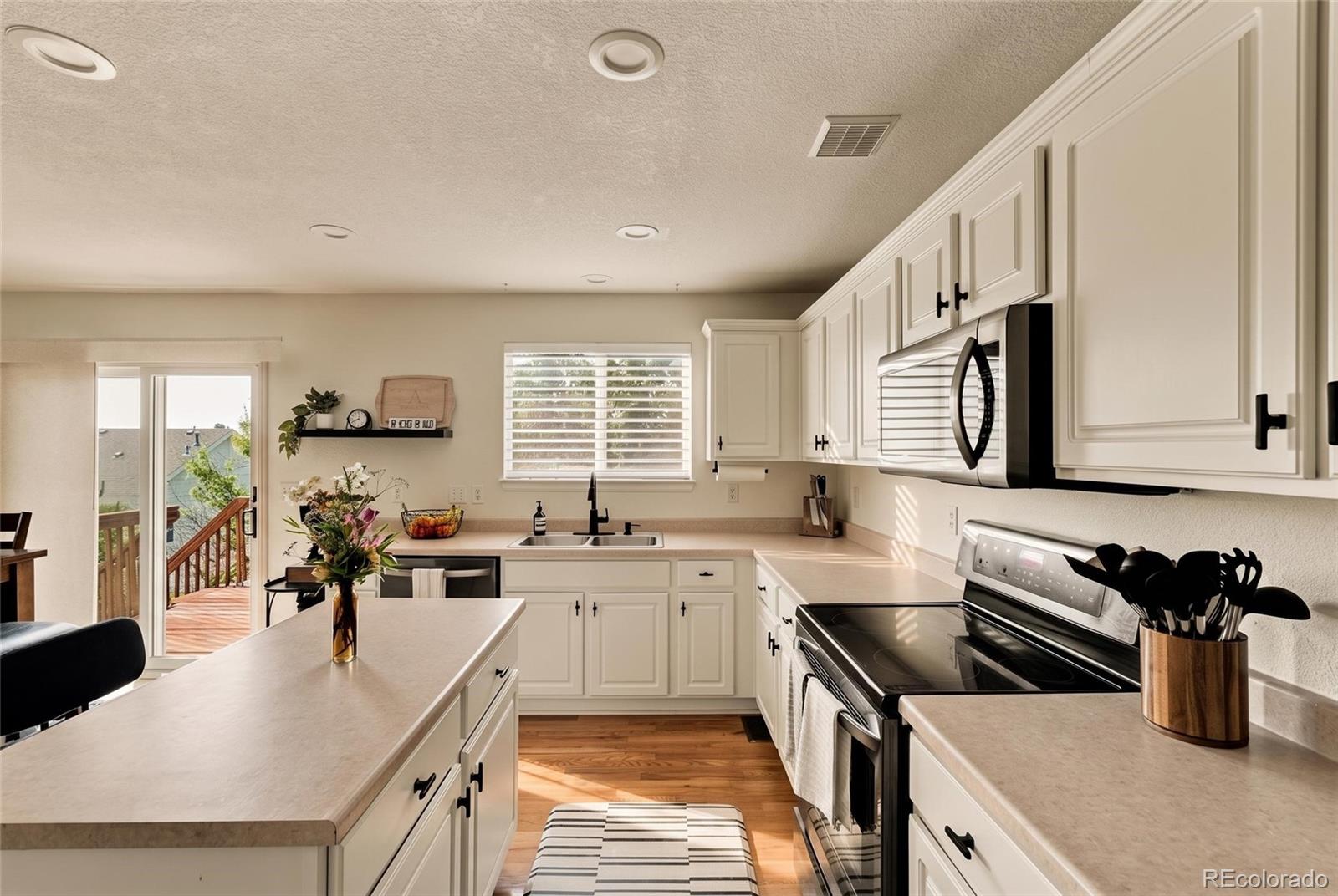 MLS Image #23 for 19338 e dickenson place,aurora, Colorado