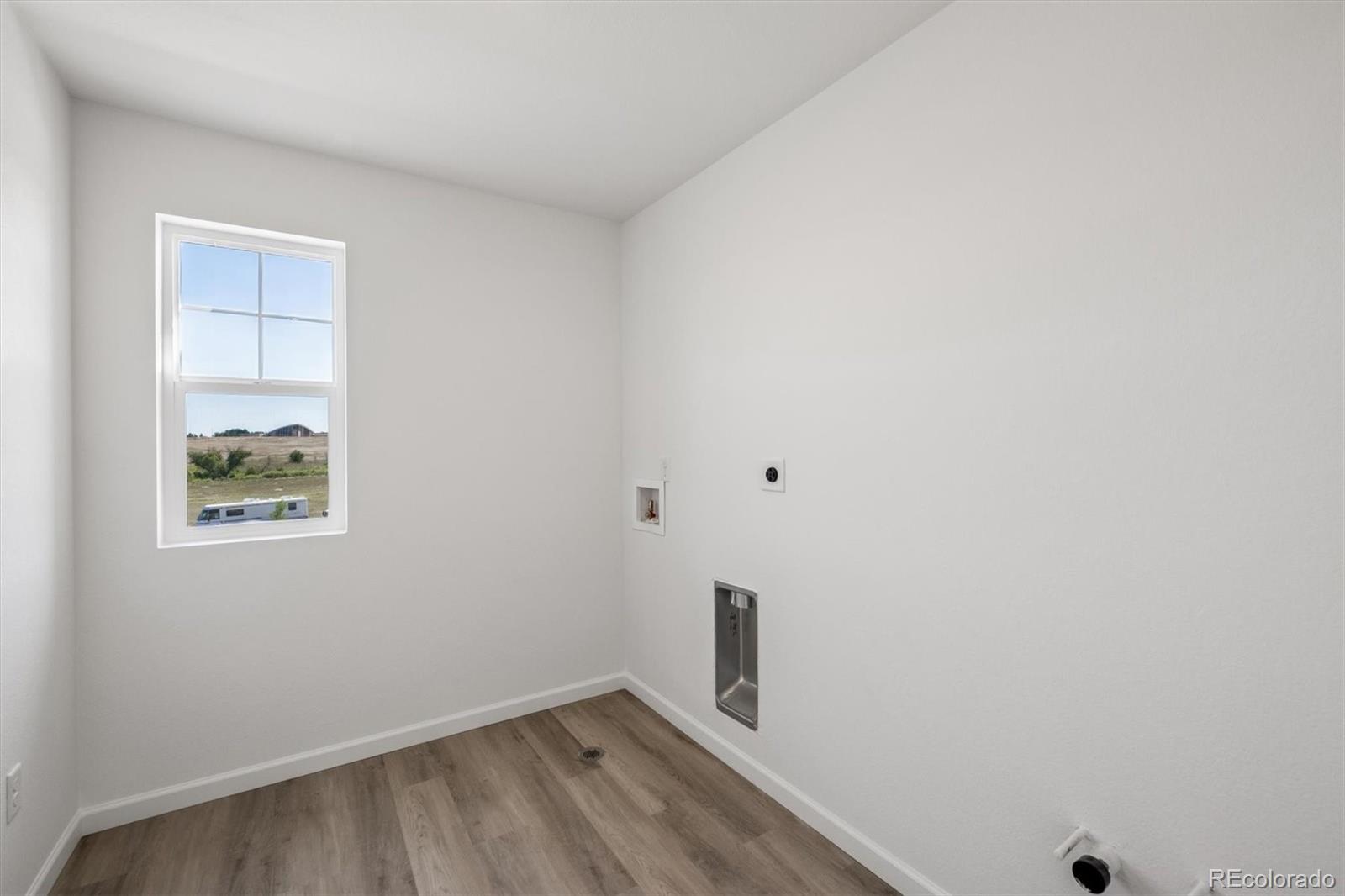 MLS Image #14 for 448 s rifle street,aurora, Colorado