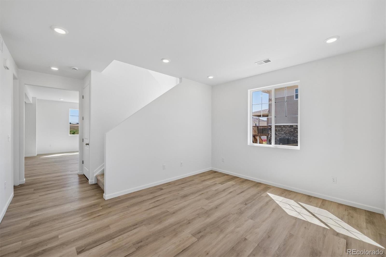MLS Image #3 for 448 s rifle street,aurora, Colorado
