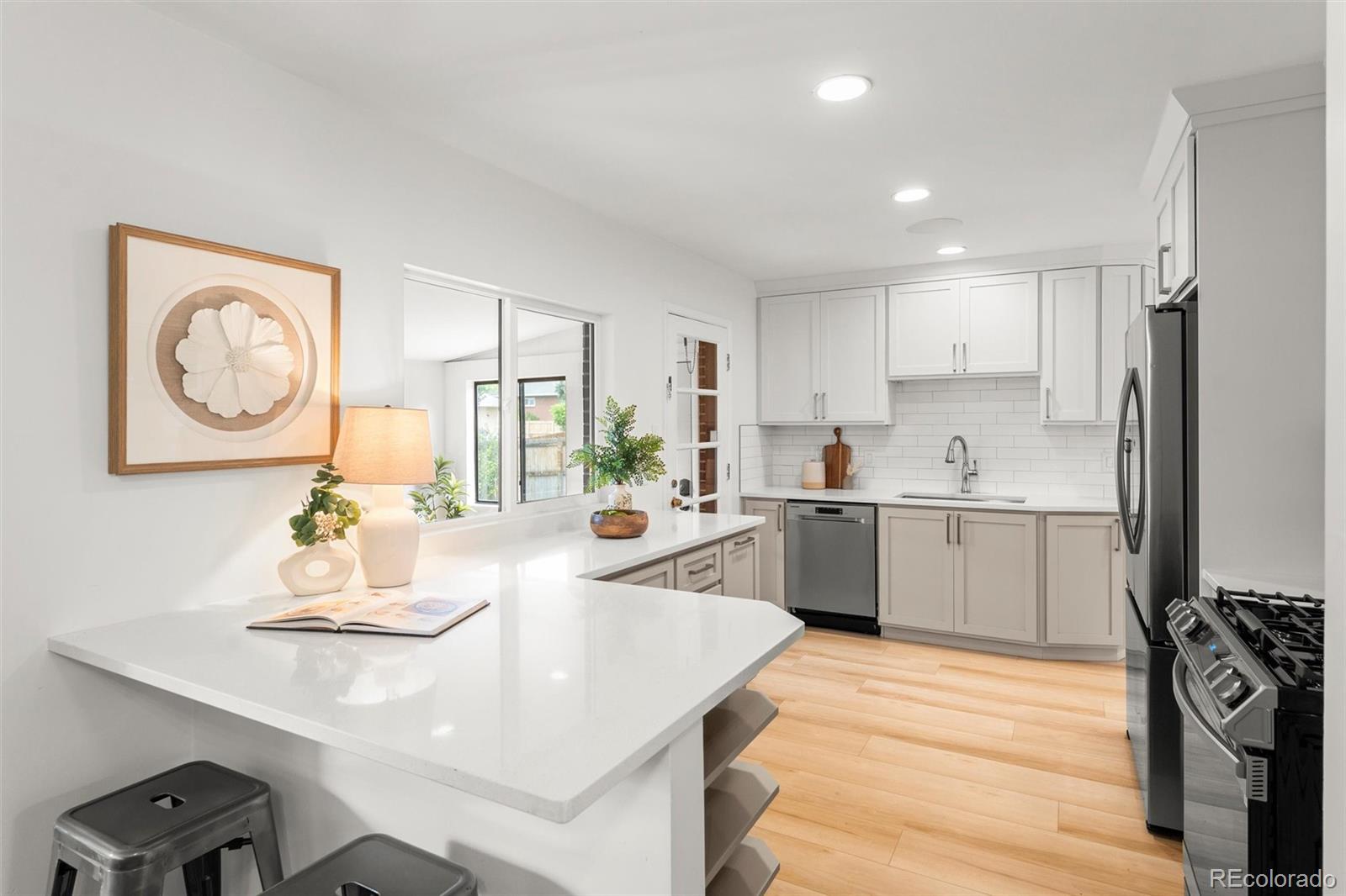MLS Image #6 for 7893 e hampden circle,denver, Colorado