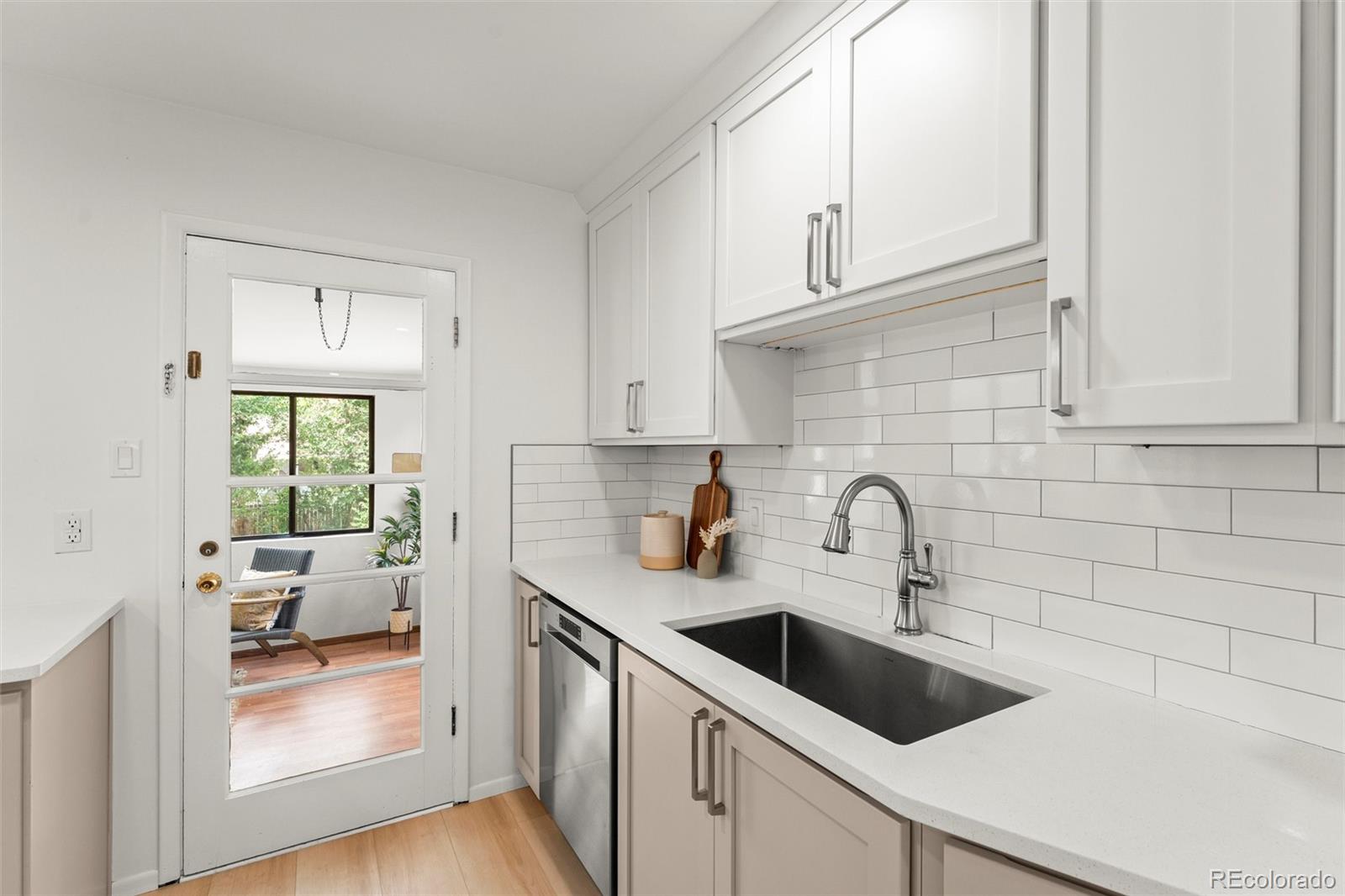 MLS Image #8 for 7893 e hampden circle,denver, Colorado