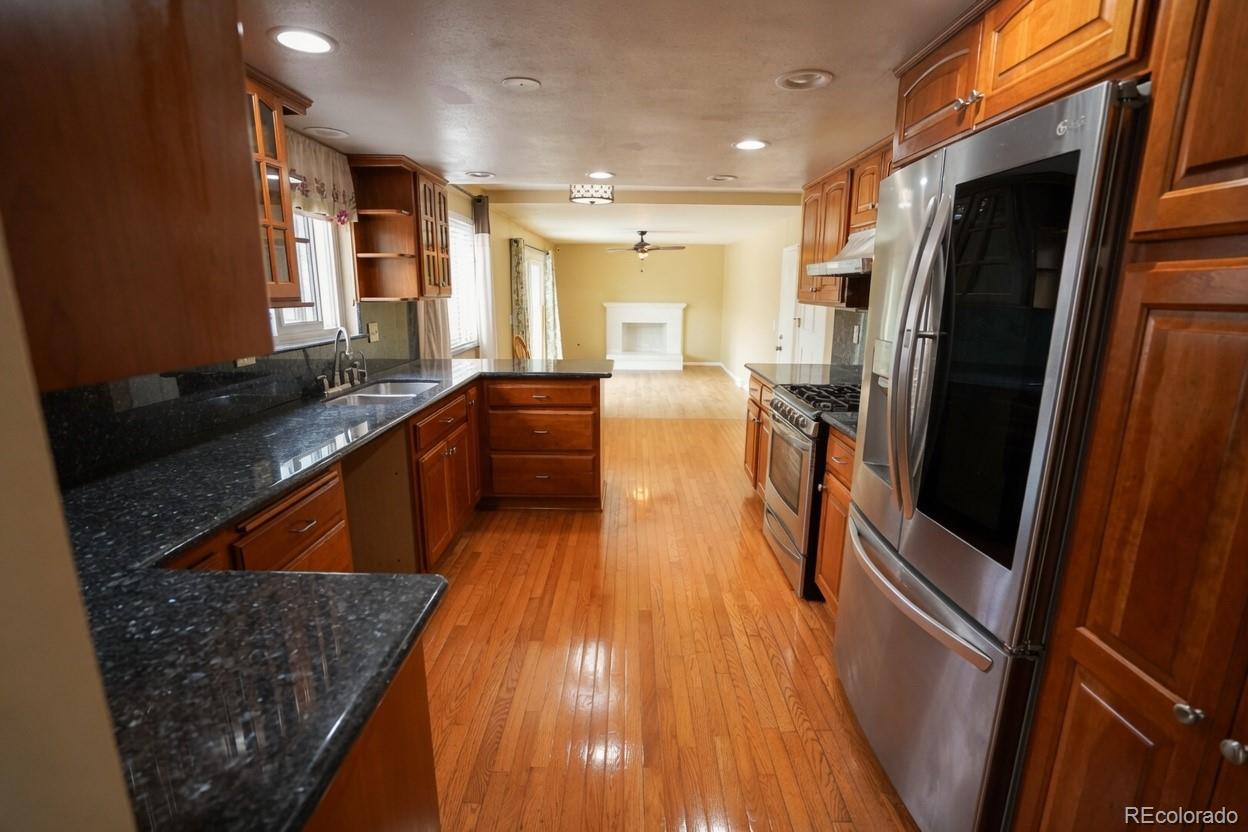 MLS Image #6 for 2747 s quay way,denver, Colorado
