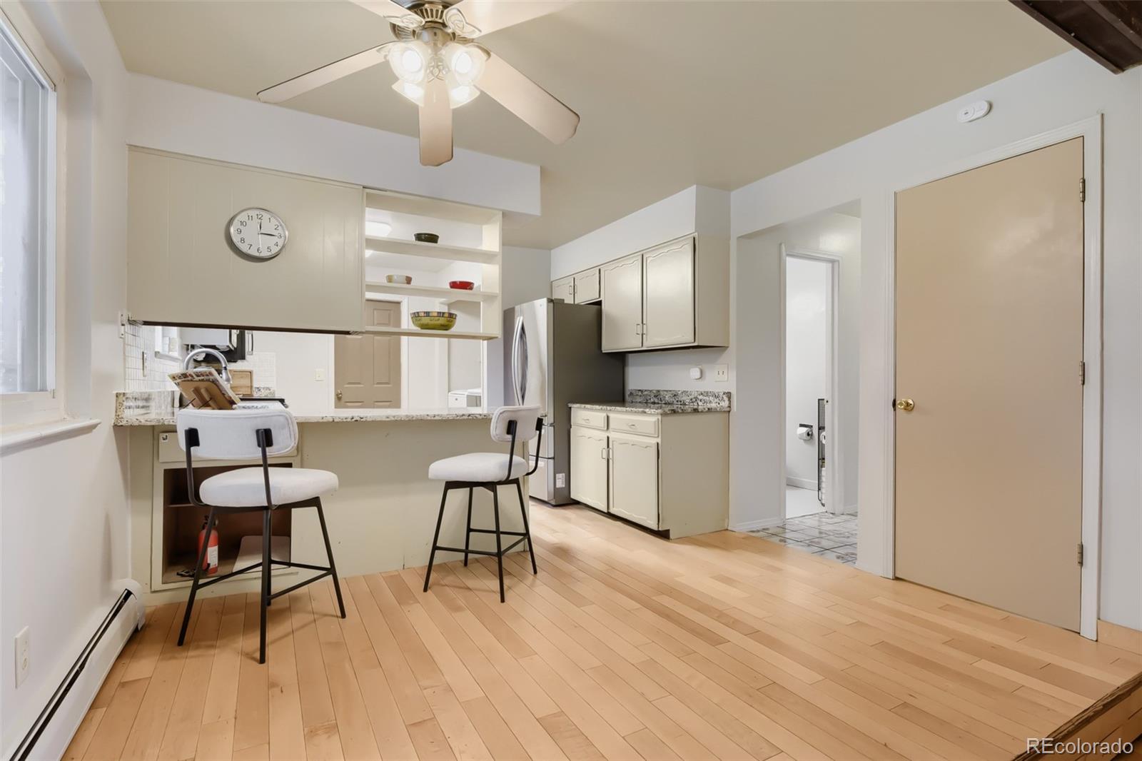MLS Image #5 for 6451 w arbor avenue,littleton, Colorado