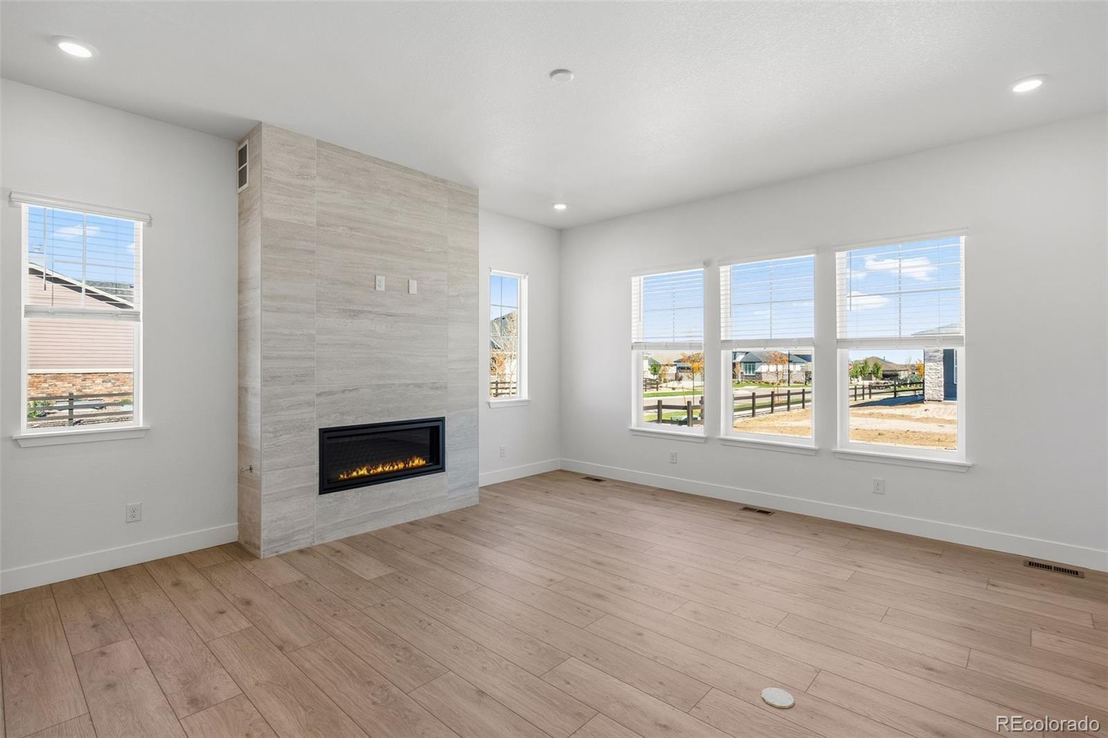 MLS Image #5 for 22007 e rockinghorse parkway,aurora, Colorado