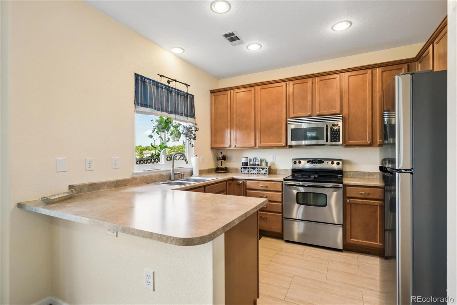 MLS Image #8 for 13032  grant circle,thornton, Colorado