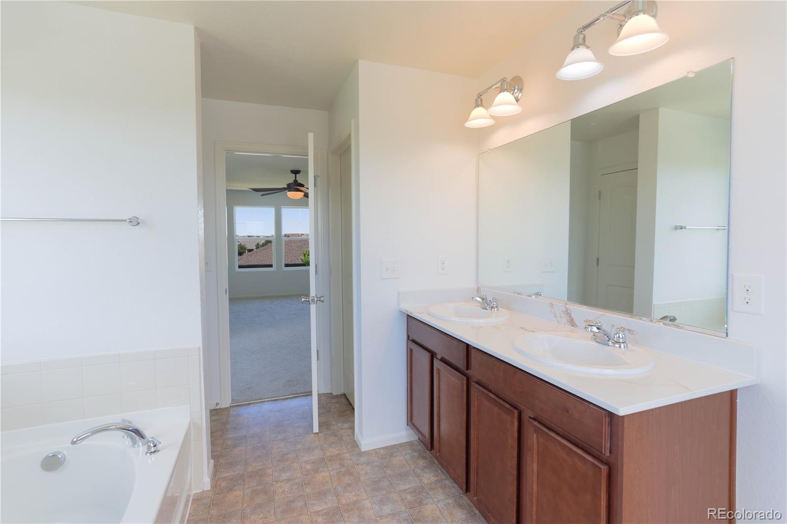 MLS Image #18 for 19161 e pacific place,aurora, Colorado