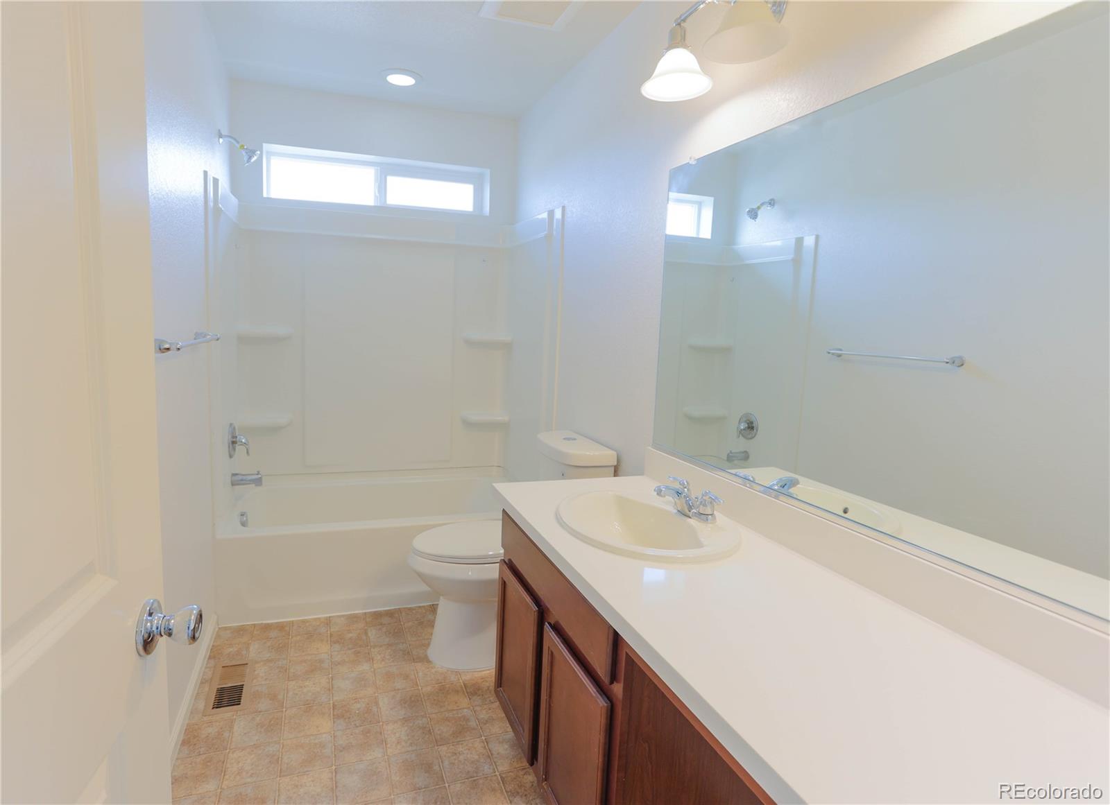 MLS Image #22 for 19161 e pacific place,aurora, Colorado