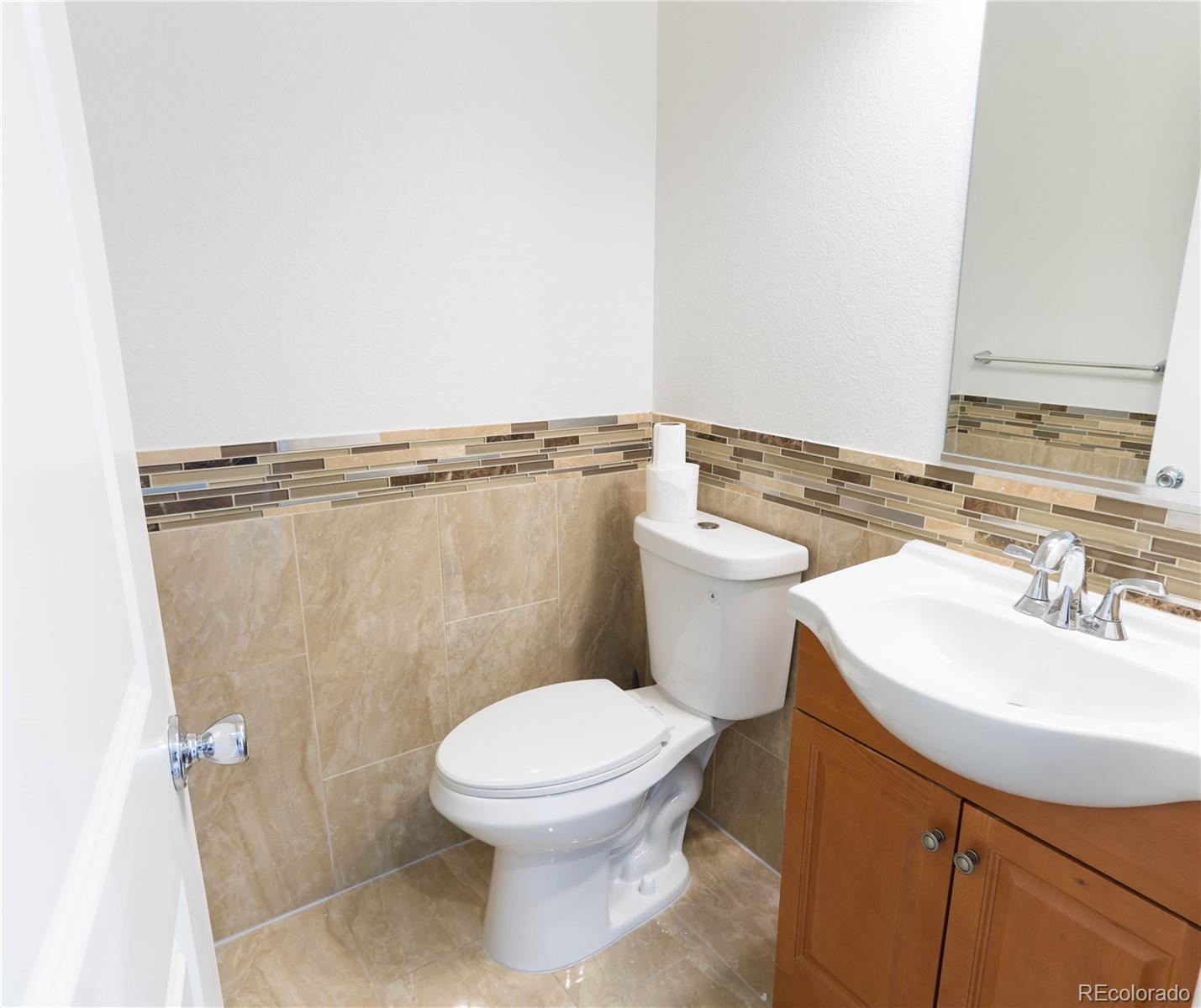 MLS Image #5 for 19161 e pacific place,aurora, Colorado