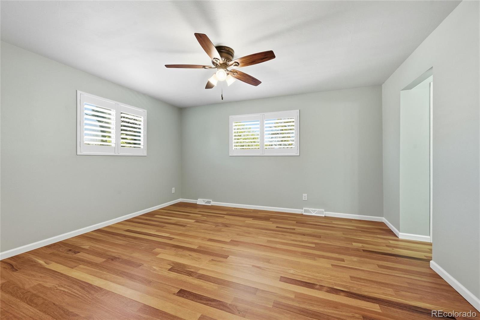 MLS Image #12 for 740 s kline way,denver, Colorado