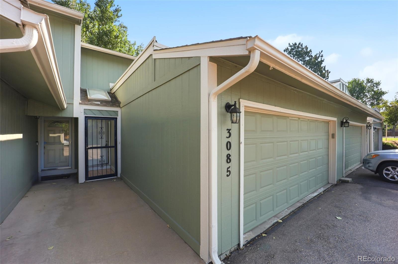 MLS Image #33 for 3085 s macon circle,aurora, Colorado