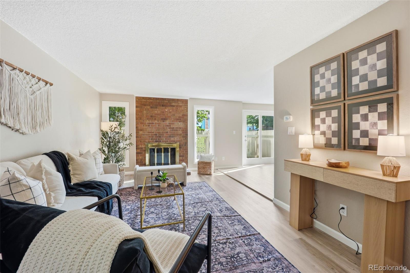 MLS Image #4 for 3085 s macon circle,aurora, Colorado