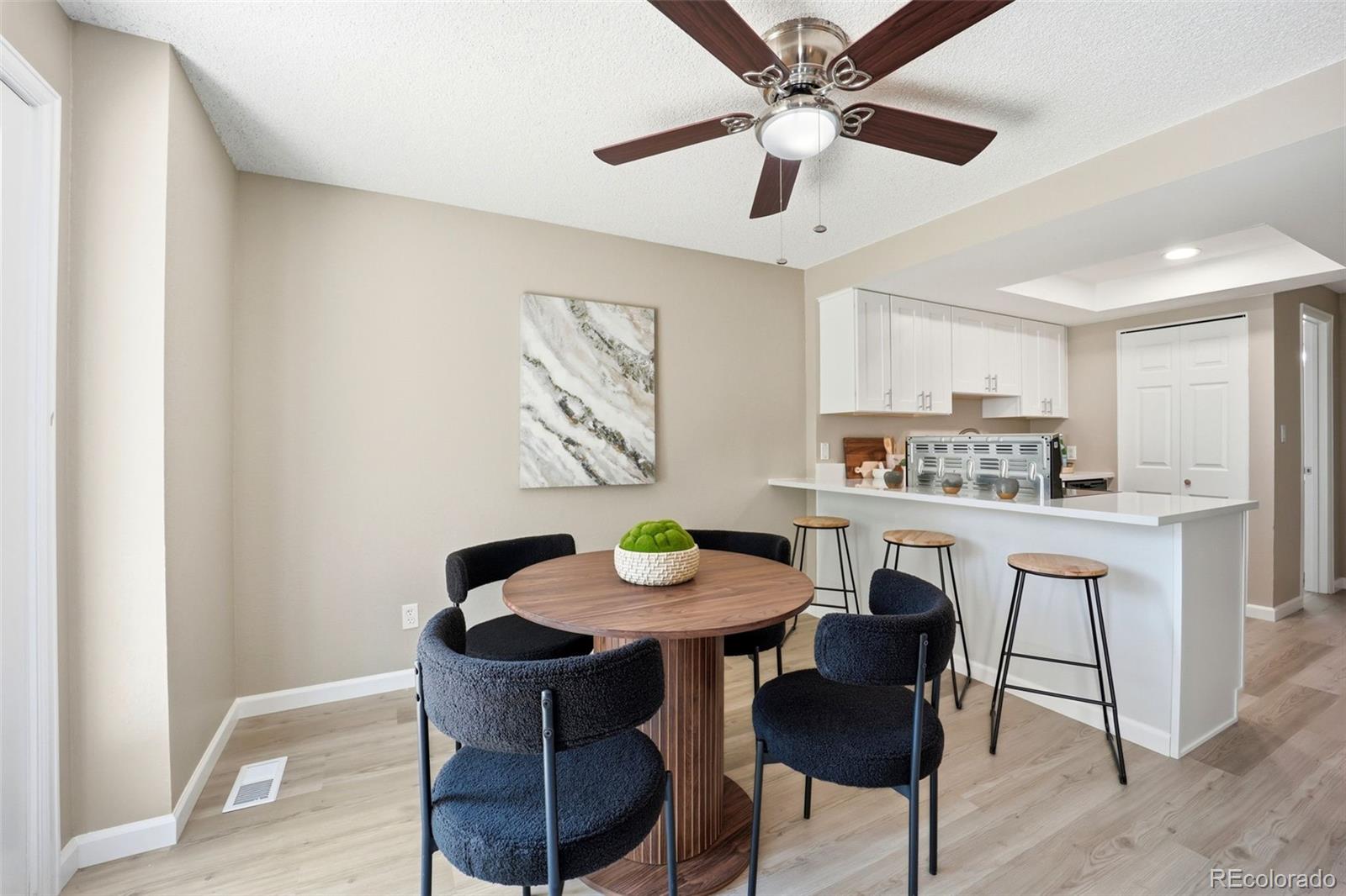 MLS Image #8 for 3085 s macon circle,aurora, Colorado