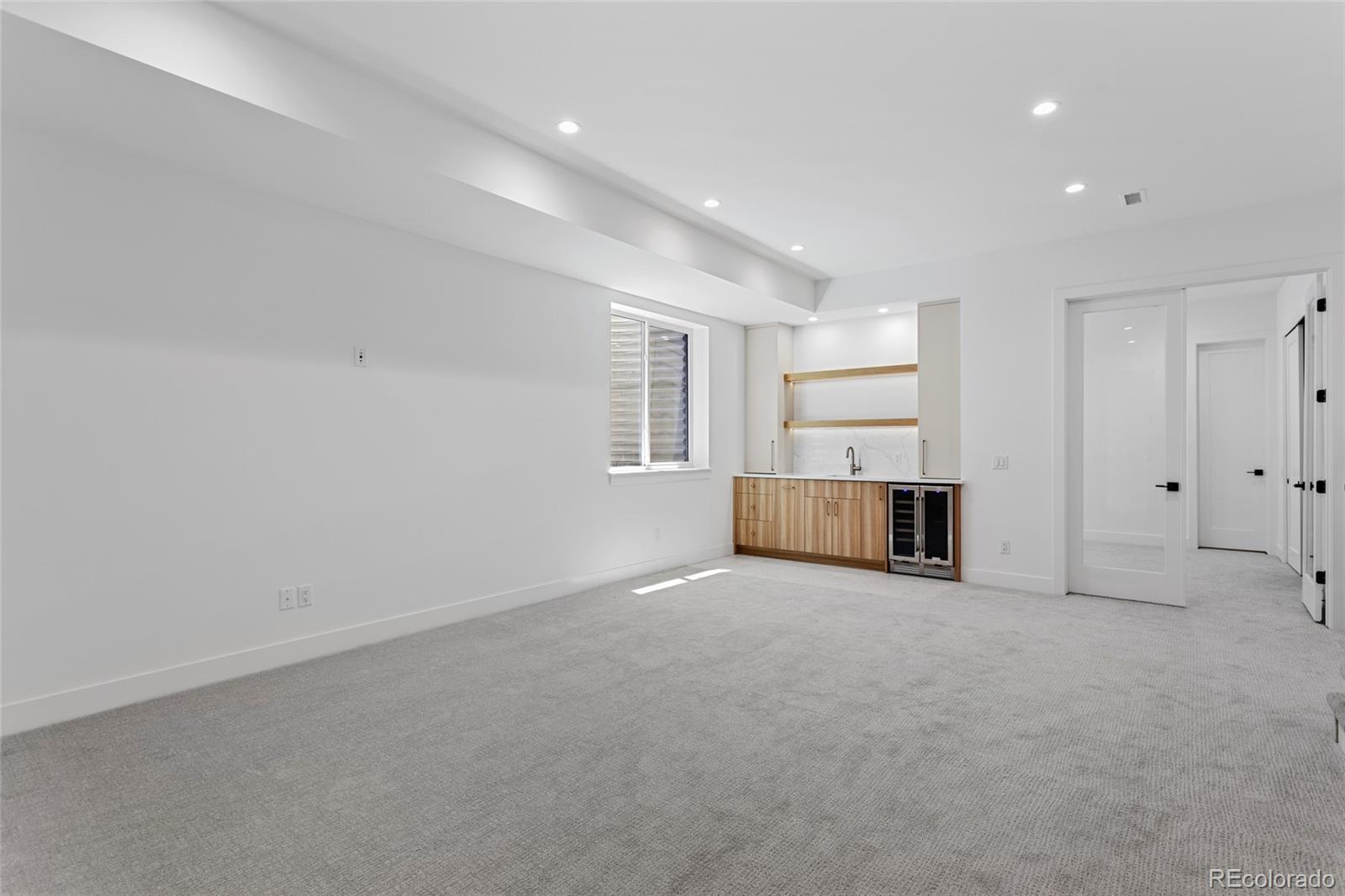 MLS Image #36 for 37 s jackson street,denver, Colorado