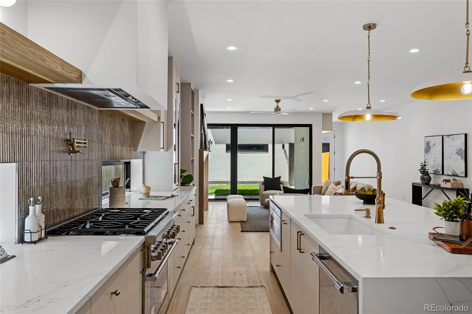 MLS Image #7 for 37 s jackson street,denver, Colorado