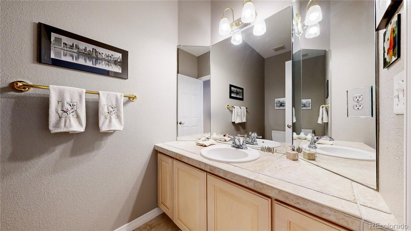 MLS Image #21 for 22132 e quarto place,aurora, Colorado