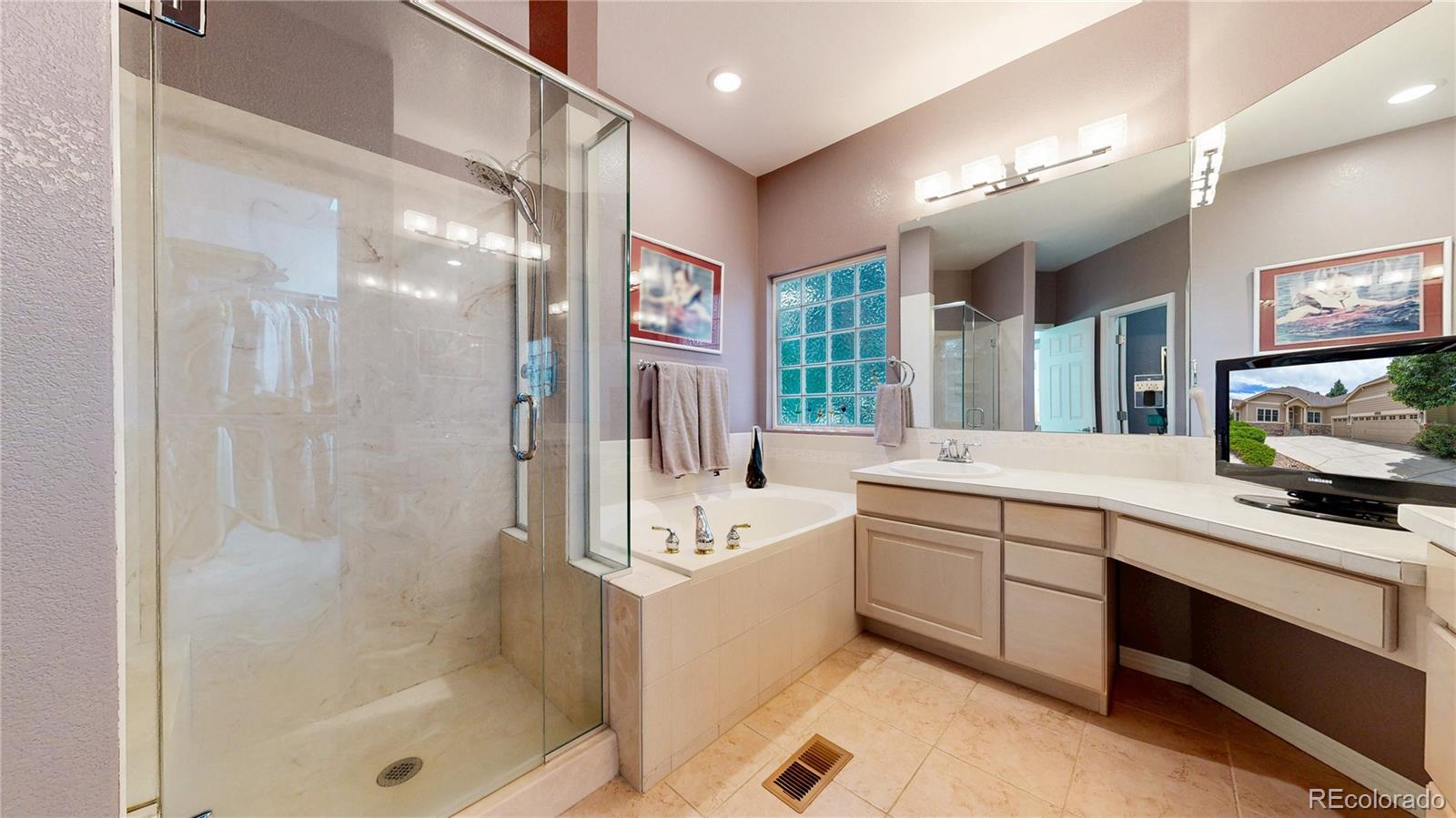 MLS Image #23 for 22132 e quarto place,aurora, Colorado