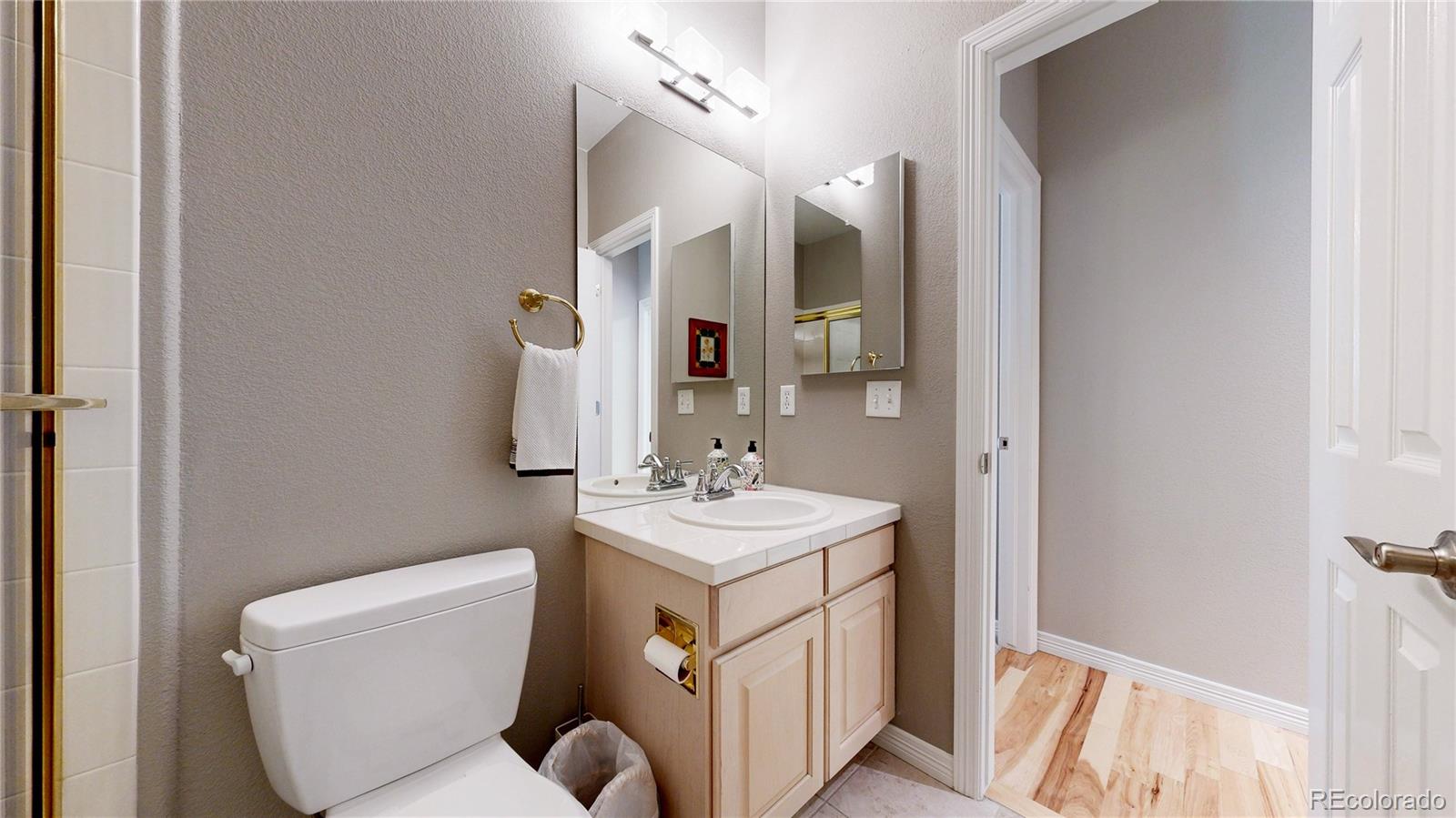 MLS Image #28 for 22132 e quarto place,aurora, Colorado