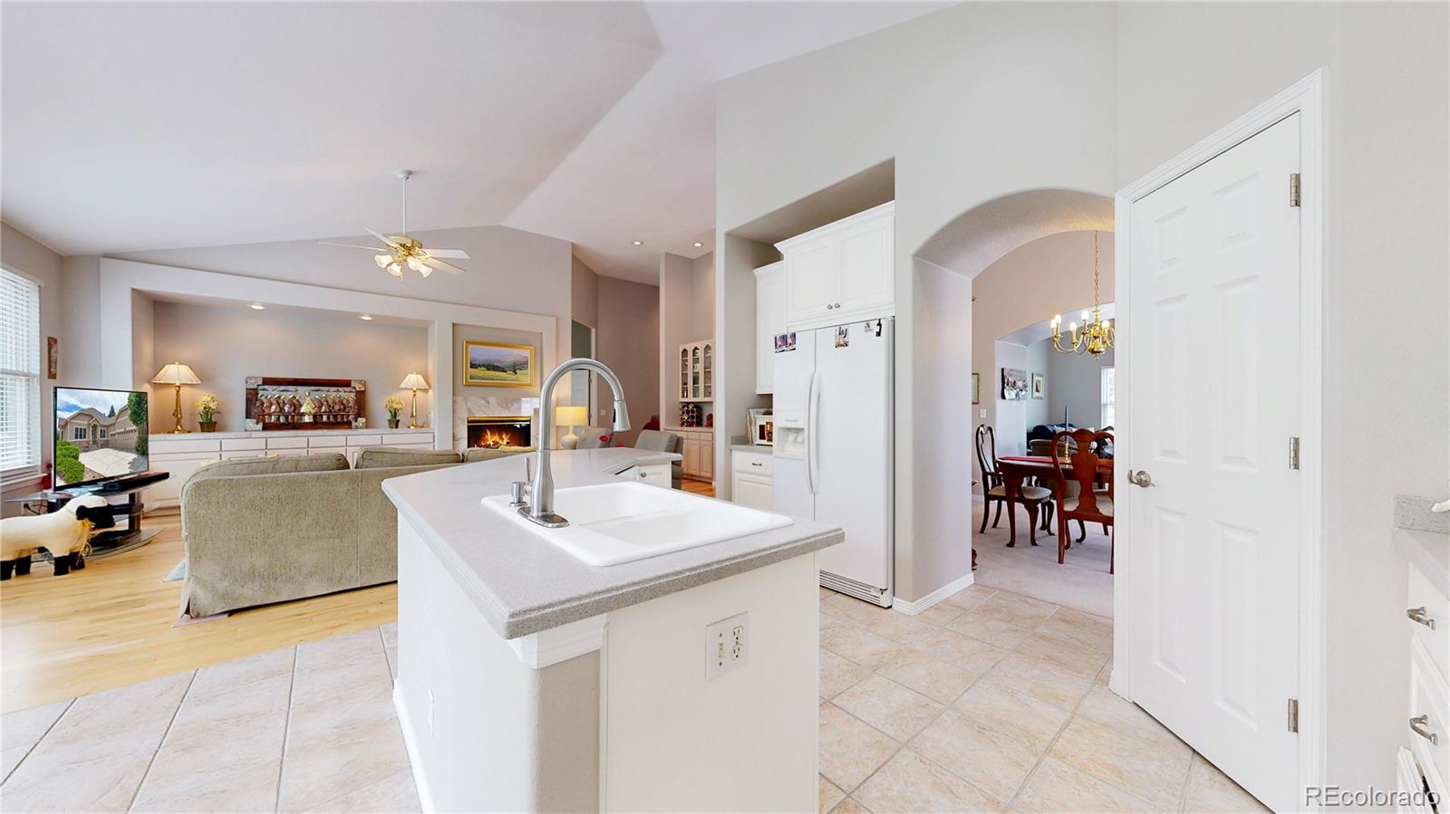 MLS Image #5 for 22132 e quarto place,aurora, Colorado