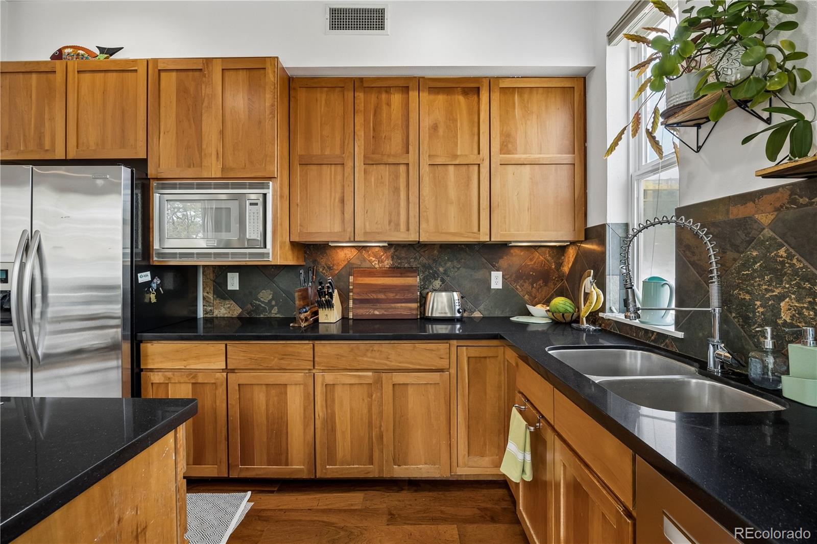 MLS Image #3 for 1738 n franklin street,denver, Colorado