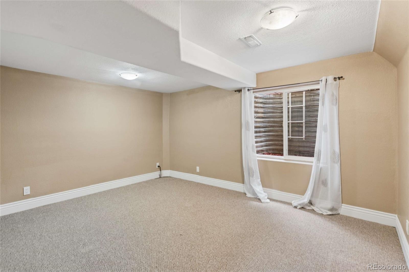 MLS Image #38 for 5497 s zang court,littleton, Colorado