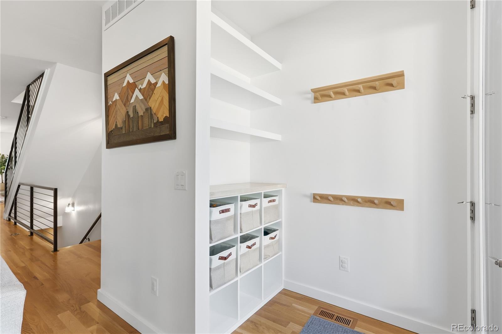 MLS Image #20 for 2575 s acoma street,denver, Colorado