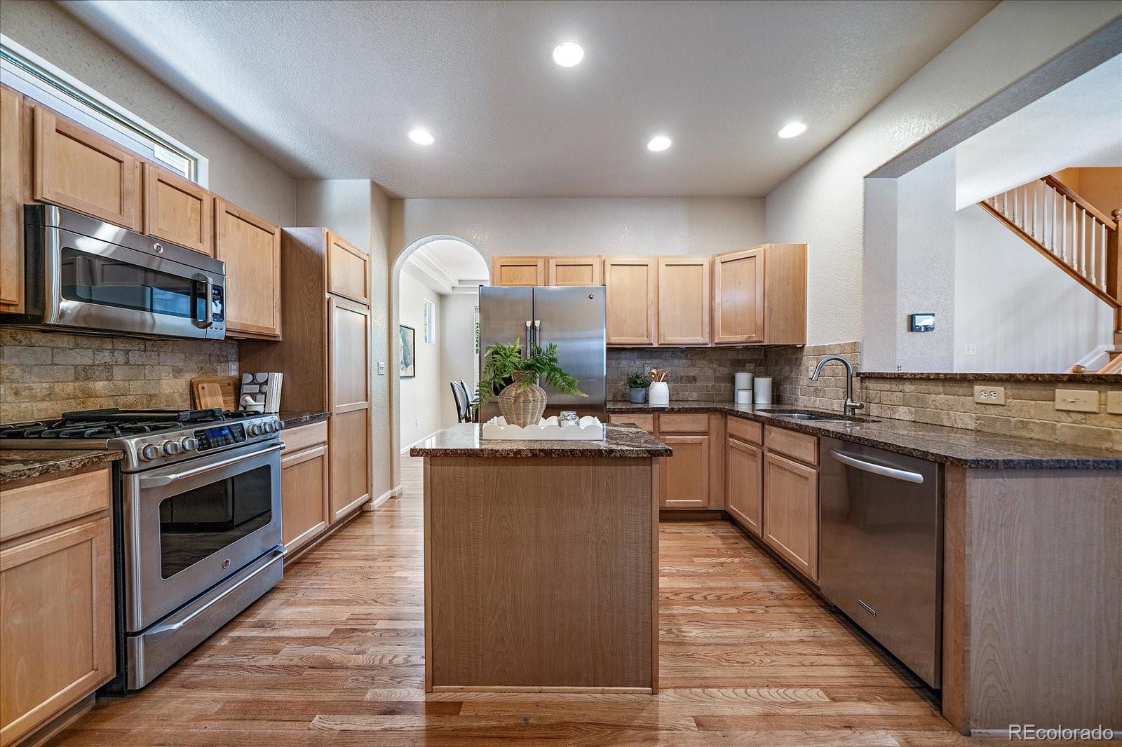 MLS Image #12 for 8385  deframe court,arvada, Colorado