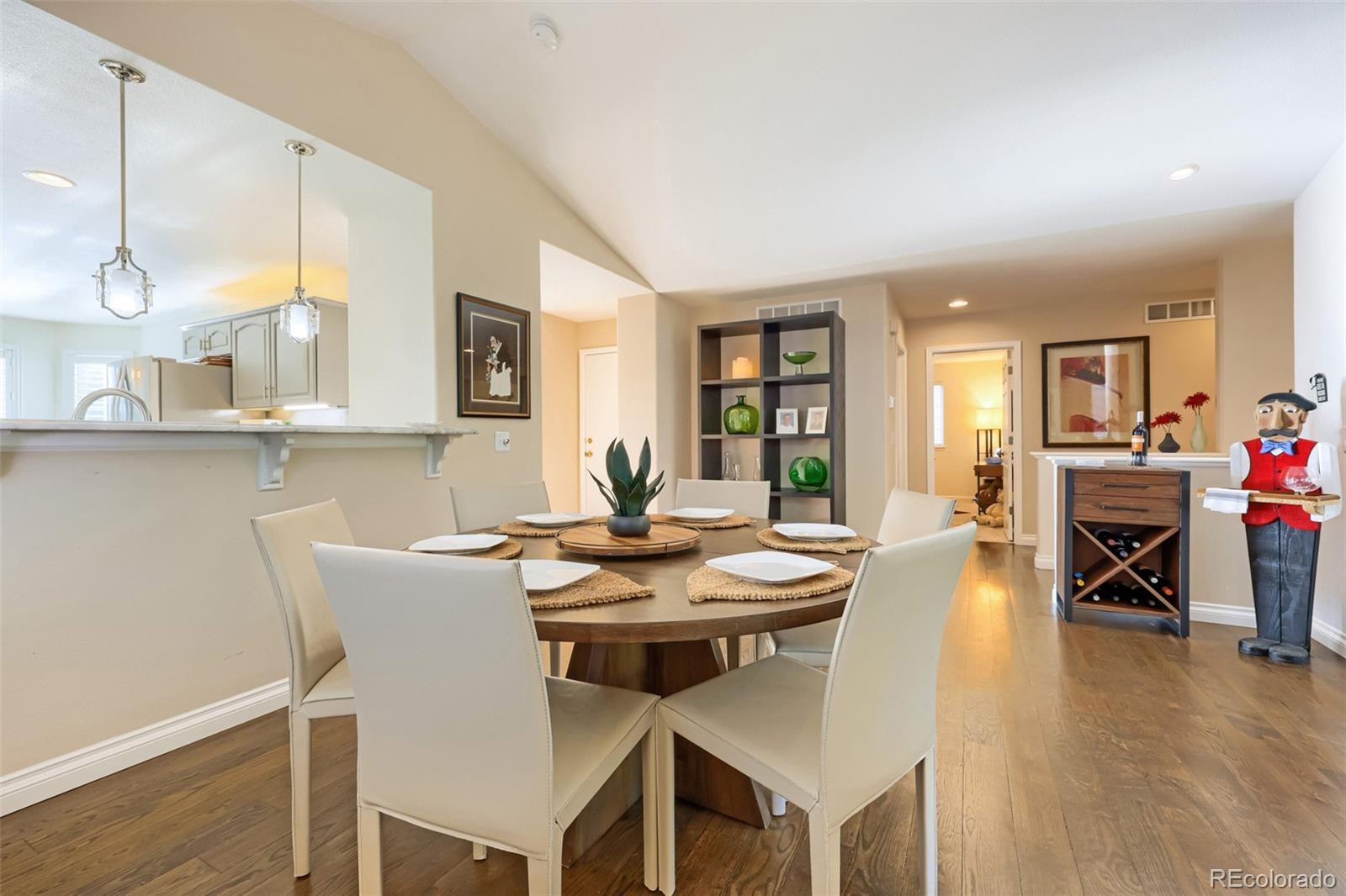 MLS Image #5 for 9435  high cliffe street,littleton, Colorado