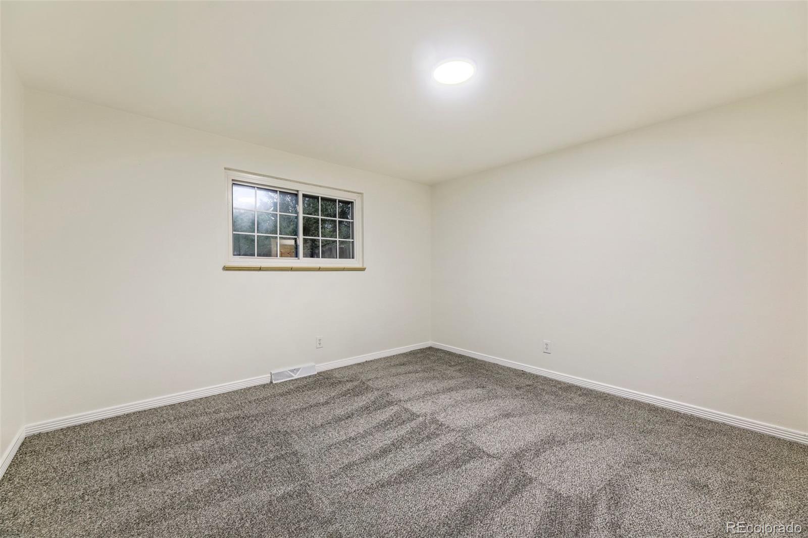 MLS Image #20 for 907  newton street,denver, Colorado