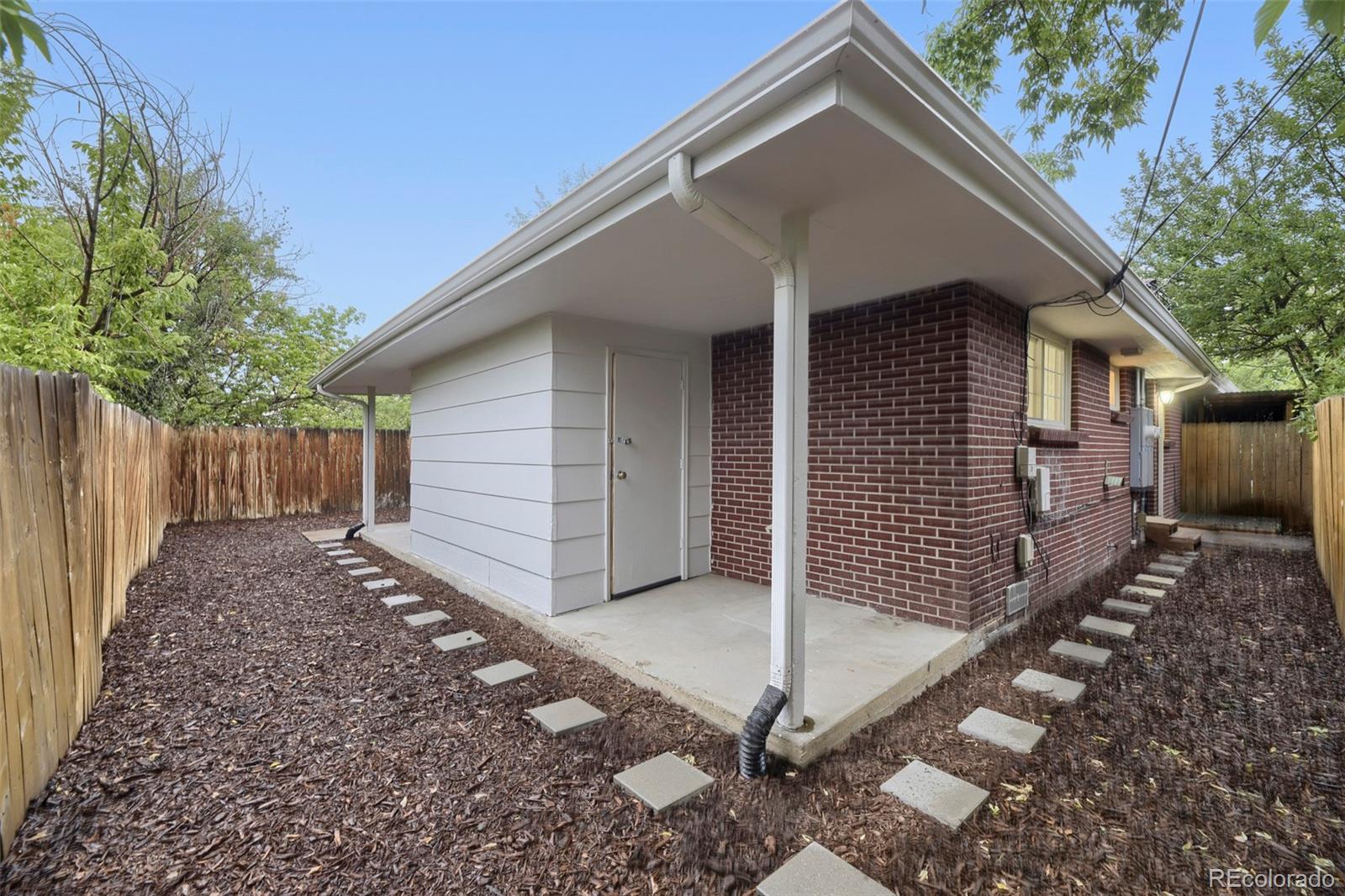 MLS Image #26 for 907  newton street,denver, Colorado