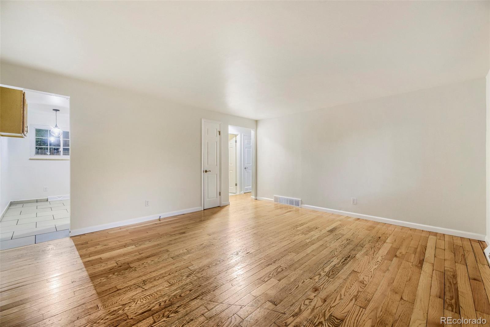 MLS Image #7 for 907  newton street,denver, Colorado