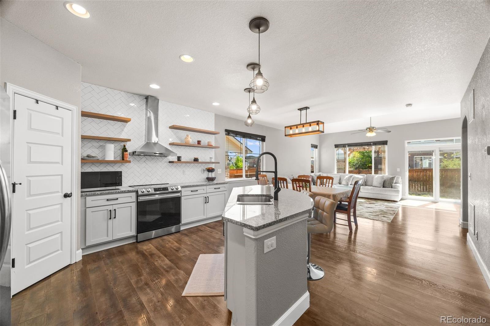 MLS Image #7 for 484 n jamestown way,aurora, Colorado