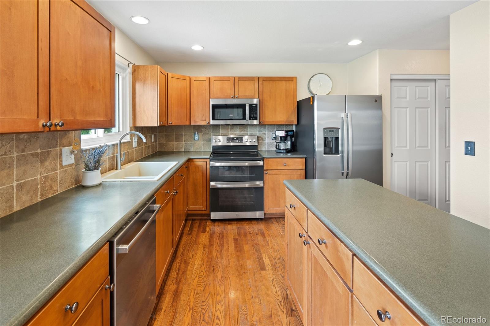 MLS Image #17 for 7163  orchard avenue,longmont, Colorado