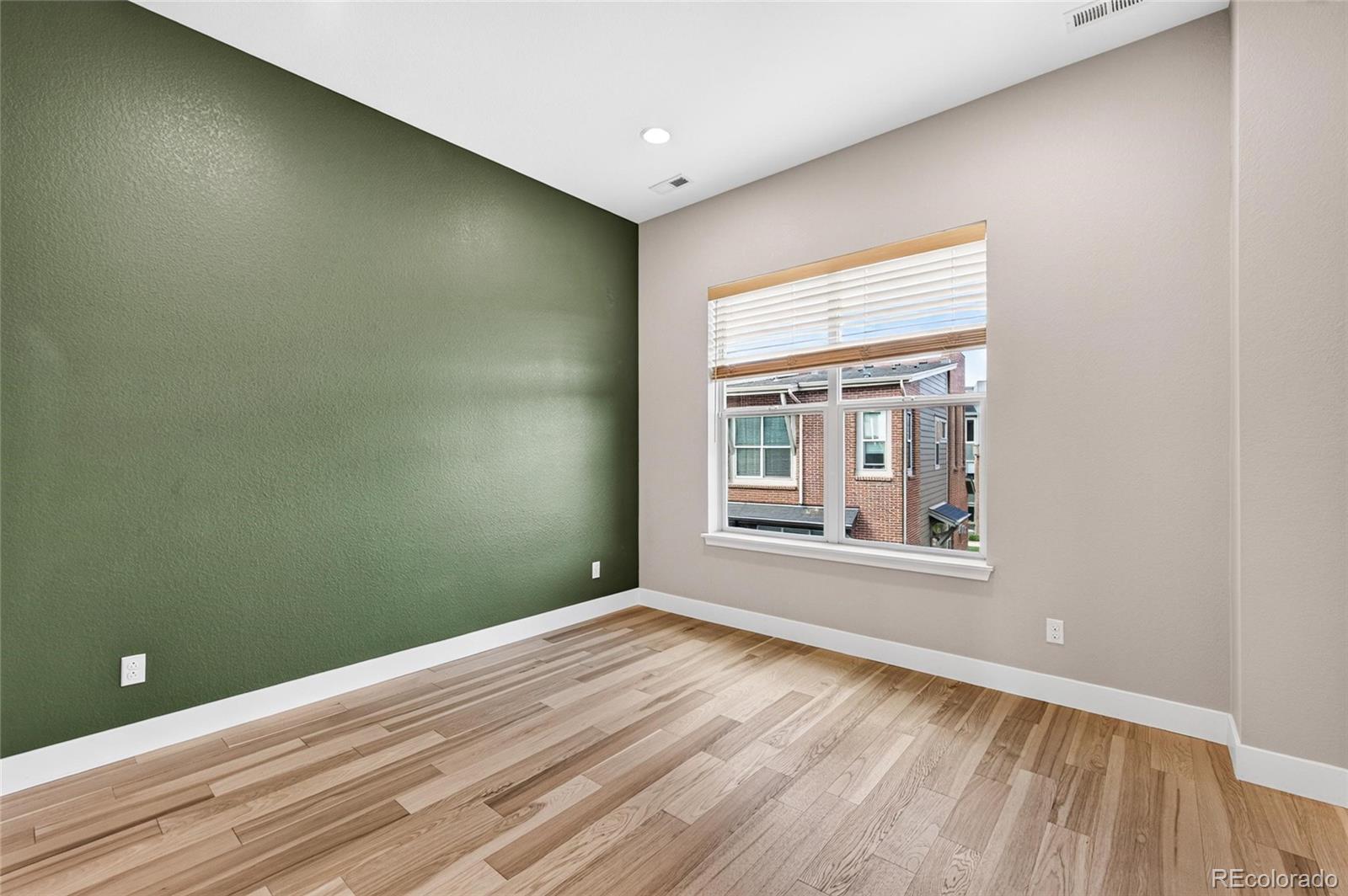 MLS Image #29 for 510  superior drive,louisville, Colorado